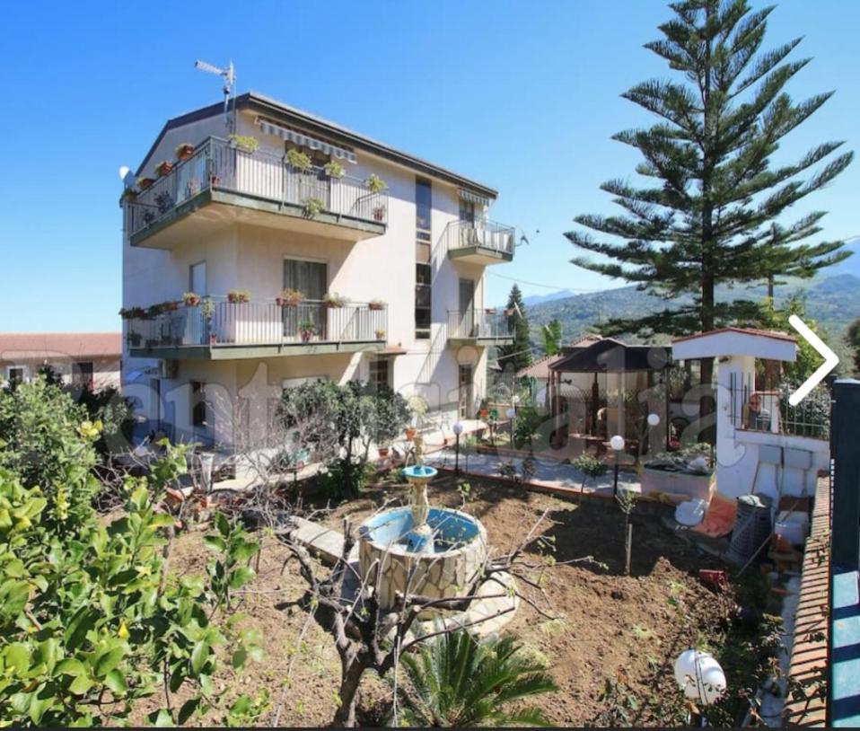 Case Vacanze Le Rose Campofelice Di Roccella Exterior foto